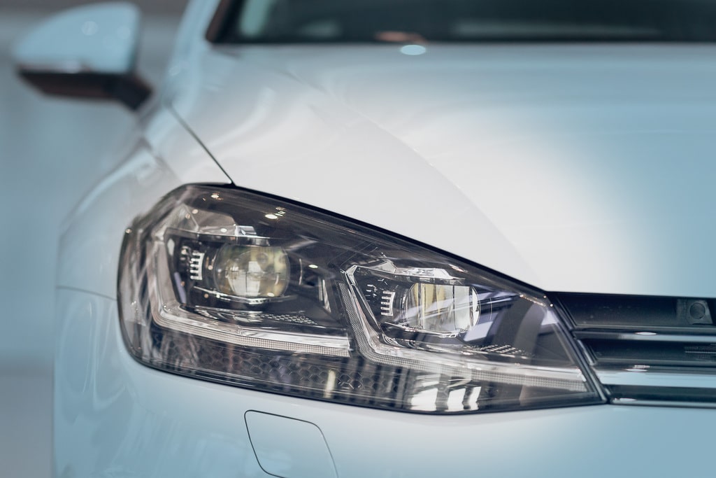 white headlamp lead modern